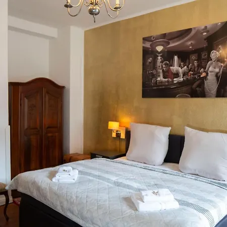 Fewo1846 - Royal Suite - Stilvolle Wohnung Mit 2 Schlafzimmern Im Stadtzentrum Flensburg Exterior photo