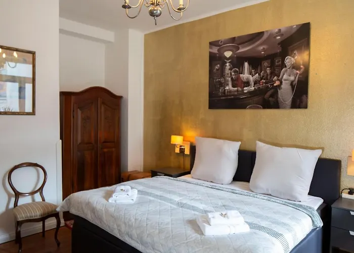 Fewo1846 - Royal Suite - Stilvolle Wohnung Mit 2 Schlafzimmern Im Stadtzentrum