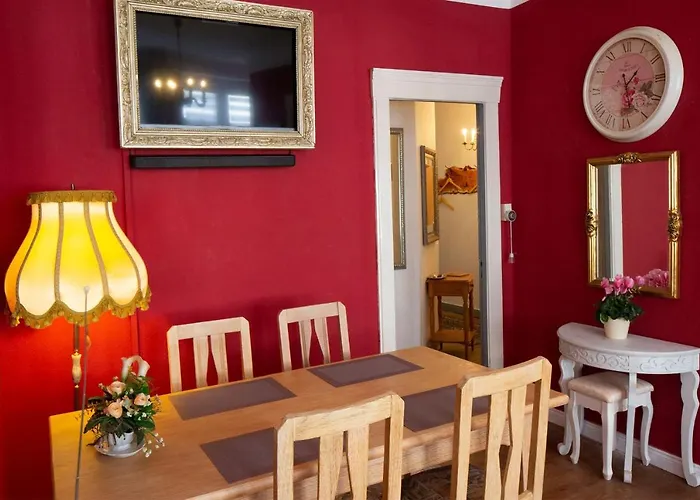 Fewo1846 - Royal Suite - Stilvolle Wohnung Mit 2 Schlafzimmern Im Stadtzentrum
