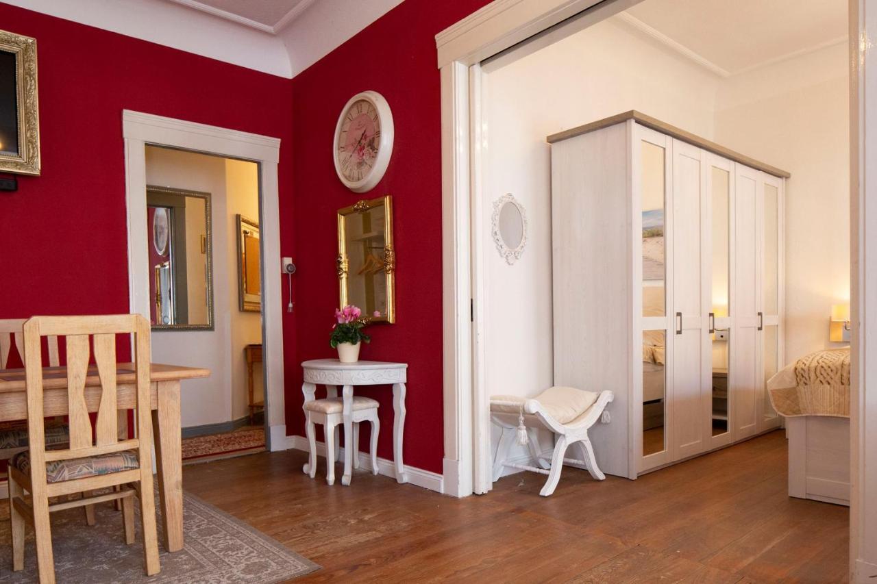 Apartment Fewo1846 - Royal - Stilvolle Mit 2 Schlafzimmern Im Stadtzentrum Flensburg